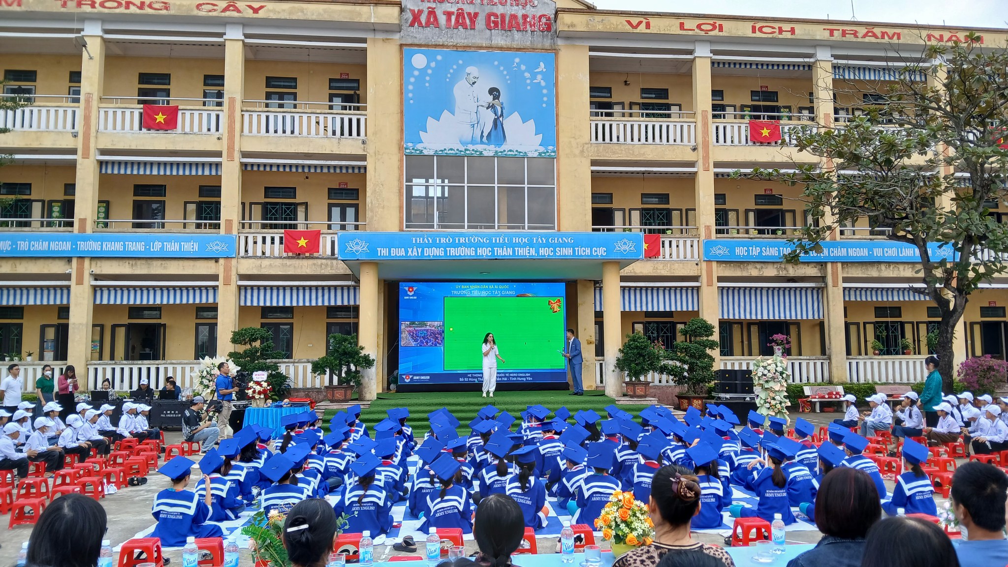 Trường Tiểu học Tây Giang tổ chức chương trình “Rung chuông vàng tiếng Anh”