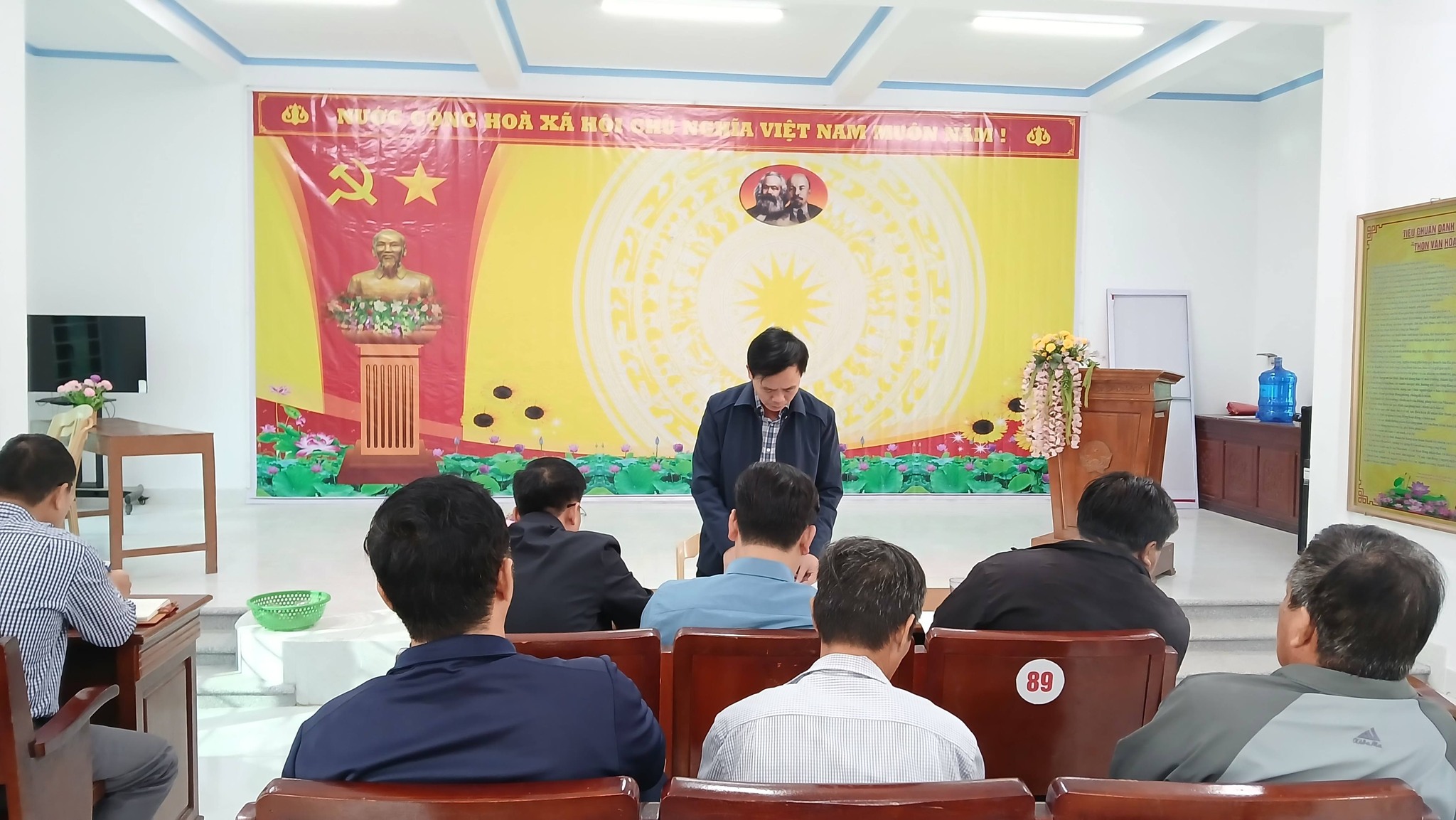 UBND triển khai kế hoạch thực hiện công tác GPMB thi công dự án Nâng cấp, mở rộng đường từ cầu Chợ đến cầu sông 17.