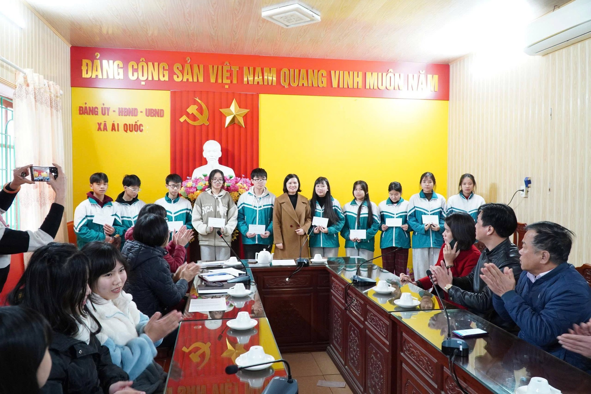 Gặp mặt, động viên học sinh tham dự Kỳ thi chọn học sinh giỏi THCS cấp tỉnh