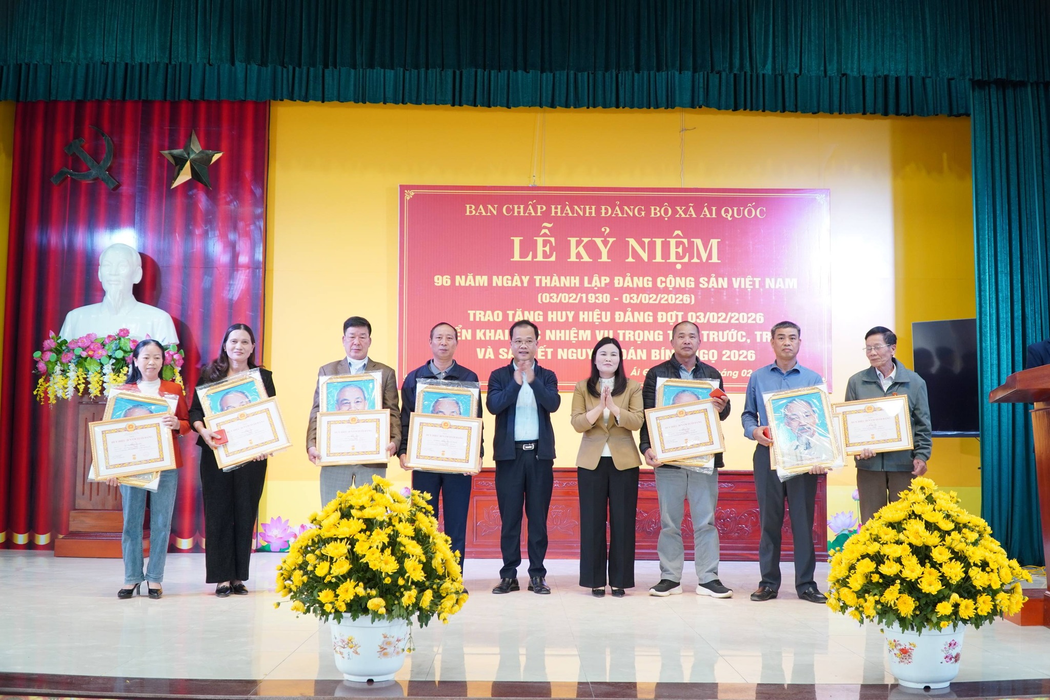 Đảng ủy xã Ái Quốc tổ chức Lễ kỷ niệm 96 năm ngày thành lập Đảng, trao Huy hiệu Đảng và triển khai nhiệm vụ trọng tâm dịp Tết Nguyên đán