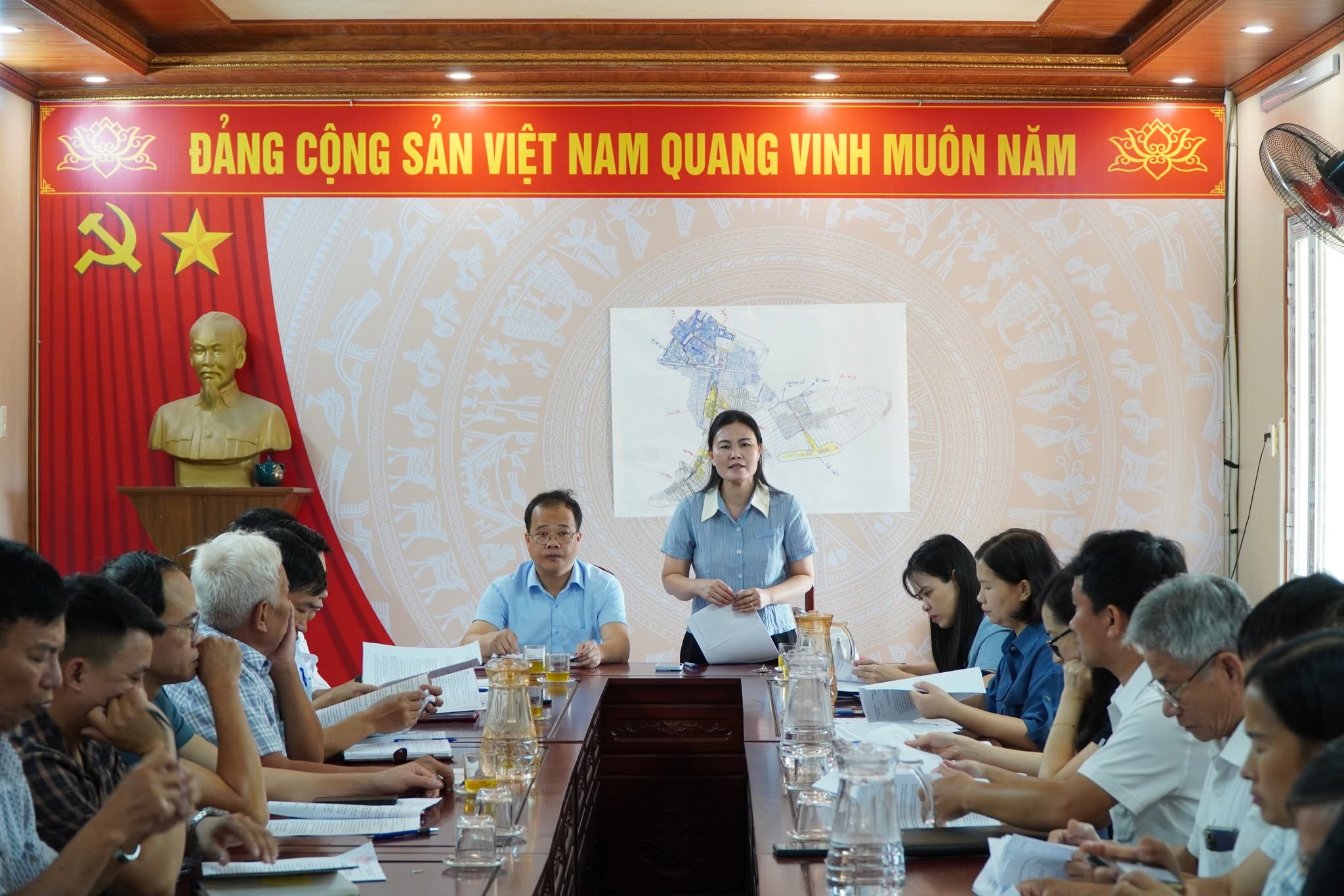 Xã Ái Quốc triển khai một số nhiệm vụ trọng tâm về công tác sắp xếp, tổ chức lại thôn trên địa bàn
