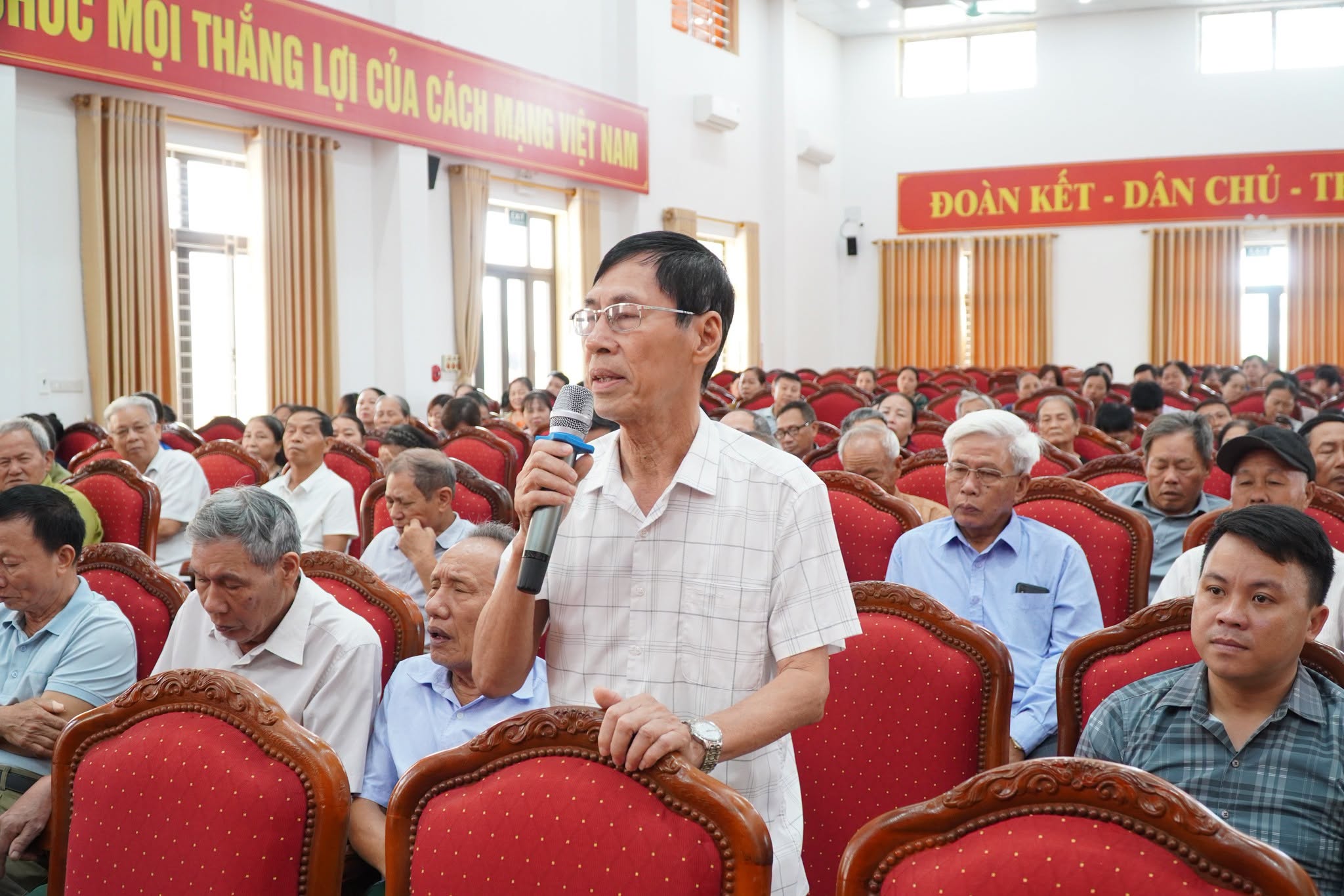 HỘI NGHỊ TIẾP XÚC CỬ TRI TRƯỚC KỲ HỌP THƯỜNG LỆ GIỮA NĂM 2026 HĐND XÃ KHÓA II NHIỆM KỲ 2026-2031