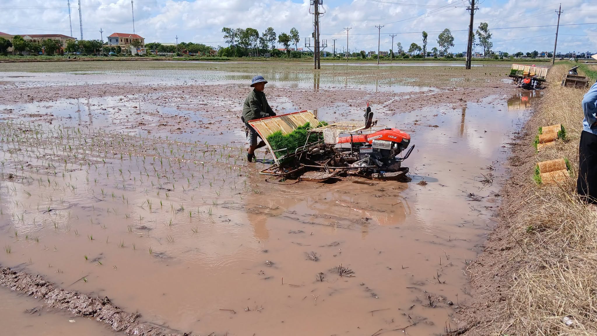 Đẩy mạnh cơ giới hoá trong sản xuất nông nghiệp
