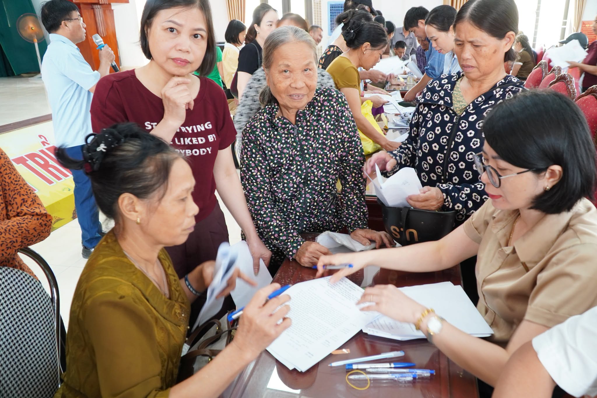 Công khai dự thảo phương án bồi thường, hỗ trợ giải phóng mặt bằng Dự án xây dựng cơ sở hạ tầng Khu dân cư phía Nam kênh Cổ Rồng