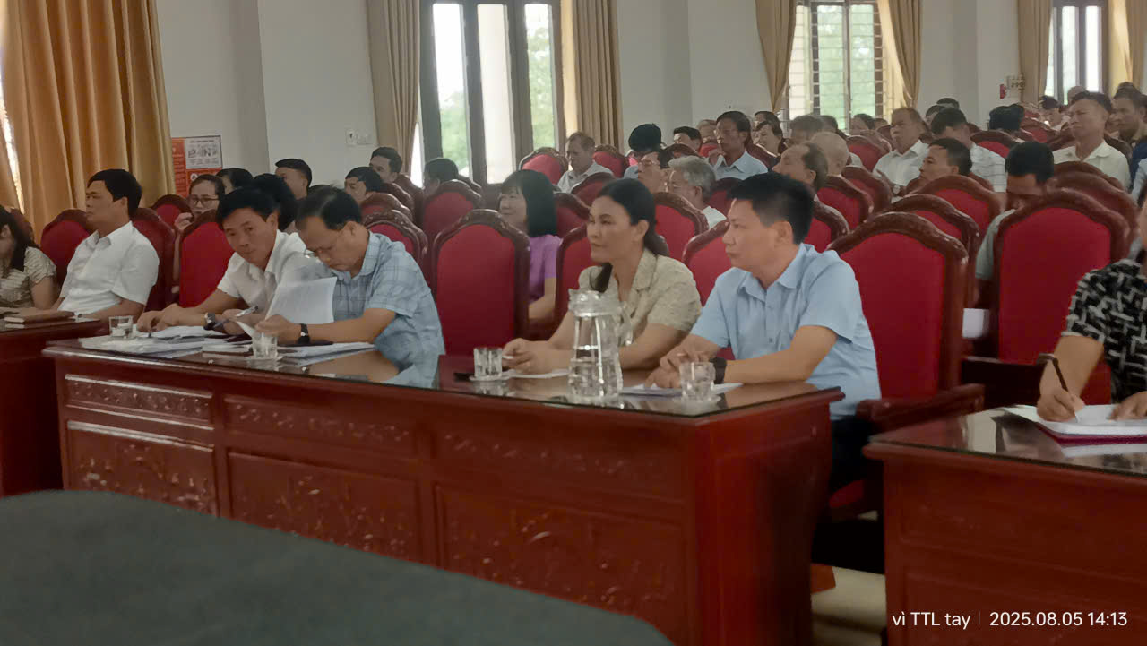 Ái Quốc: Tiếp xúc cử tri trước kỳ họp thứ 2, HĐND xã, nhiệm kỳ 2021-2026