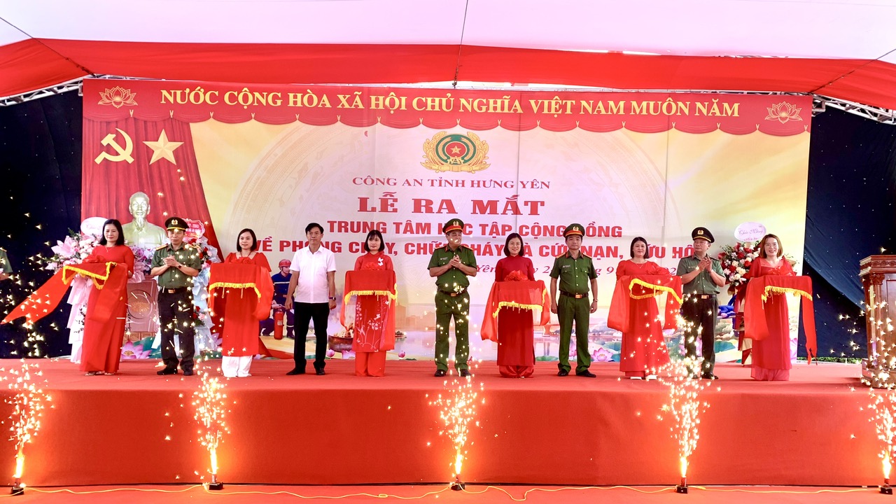 Ra mắt Trung tâm học tập cộng đồng về phòng cháy, chữa cháy và cứu nạn, cứu hộ tại xã Ái Quốc