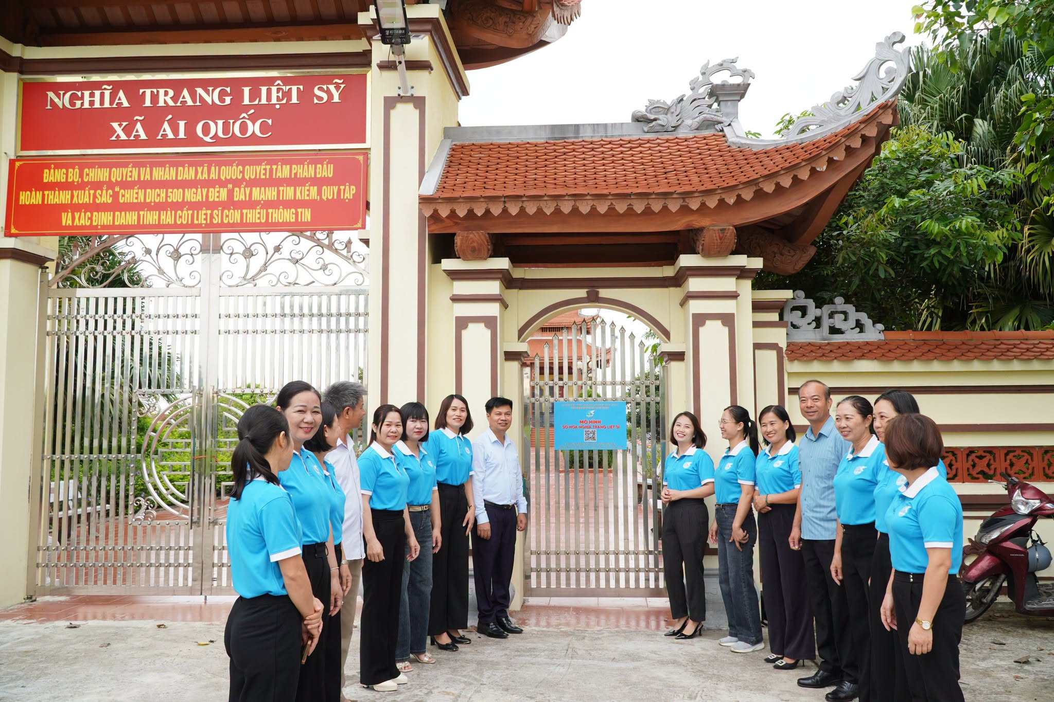 Hội Liên hiệp phụ nữ xã Ái Quốc triển khai mô hình số hóa nghĩa trang liệt sĩ bằng mã QR